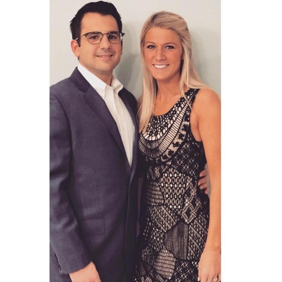 Women’s Lace Dress - Picture 3 of 5